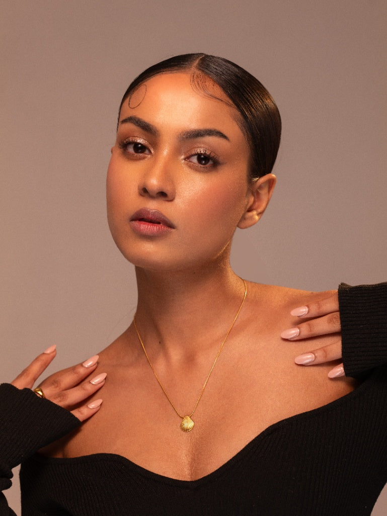 Shell necklace