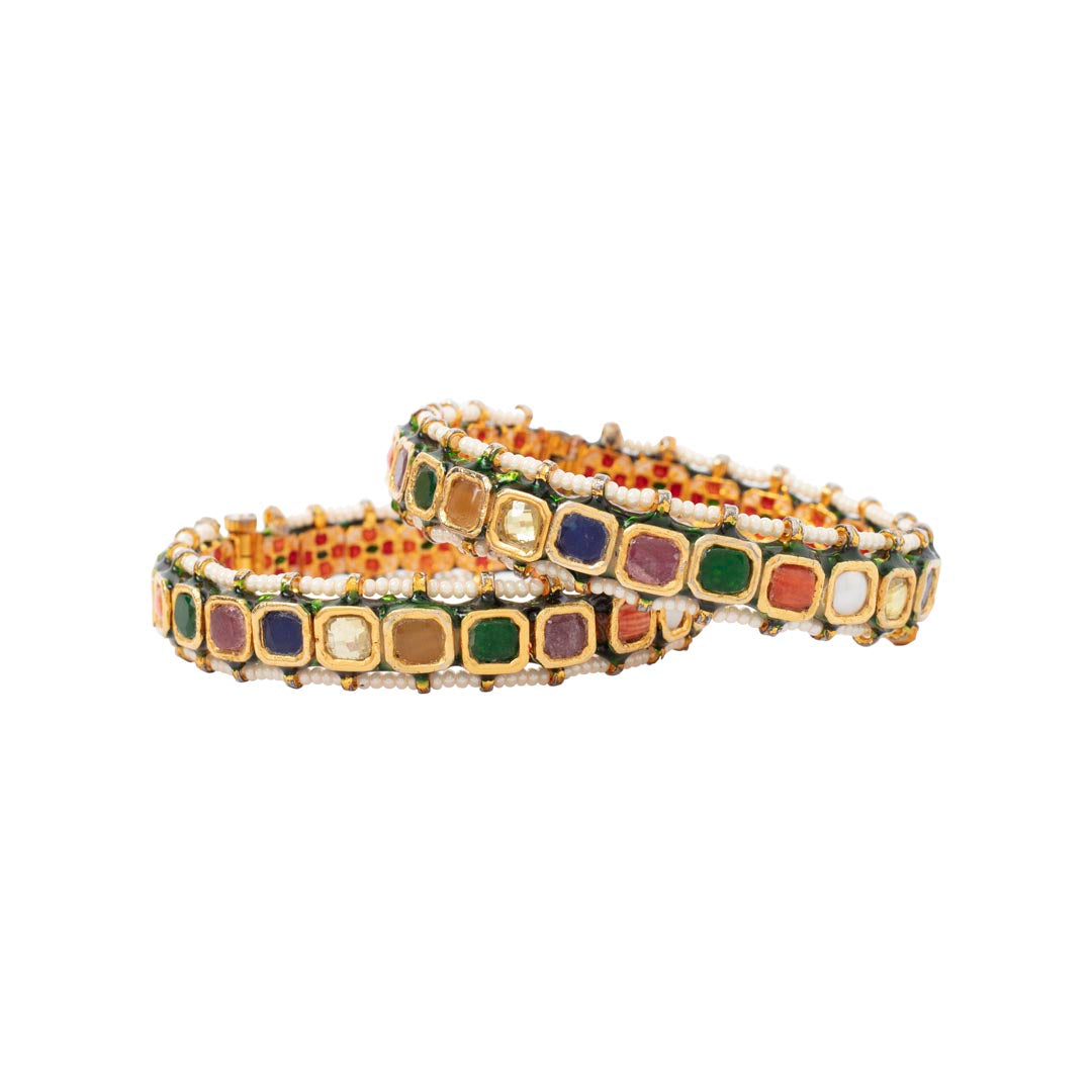Vivinia By Vidhi Mehra Inaayat Gold Plated Multicolored Womens Kundan, Polki Pair of Bangles VB305