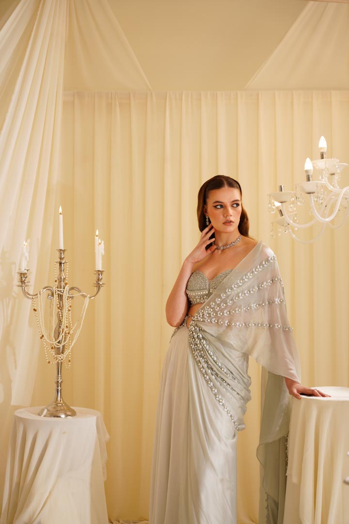 Arche off-white drape saree set