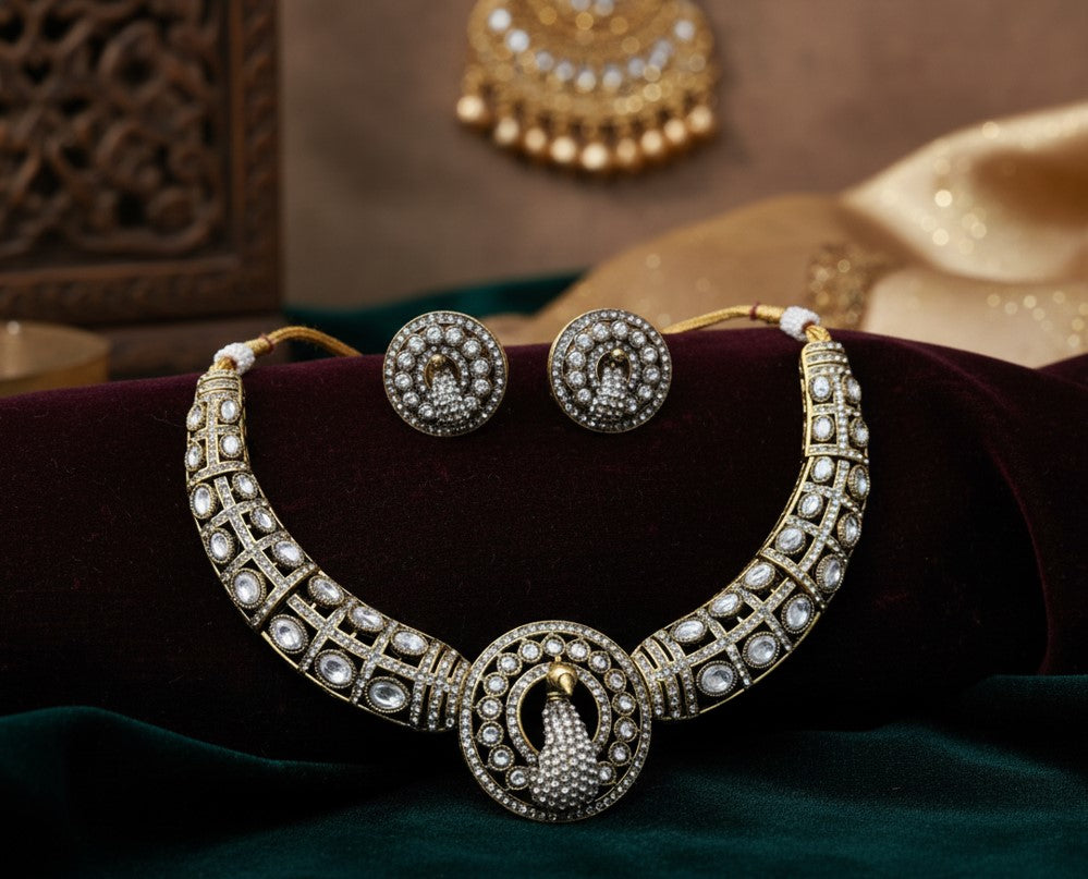 Peacock Heritage Choker Set