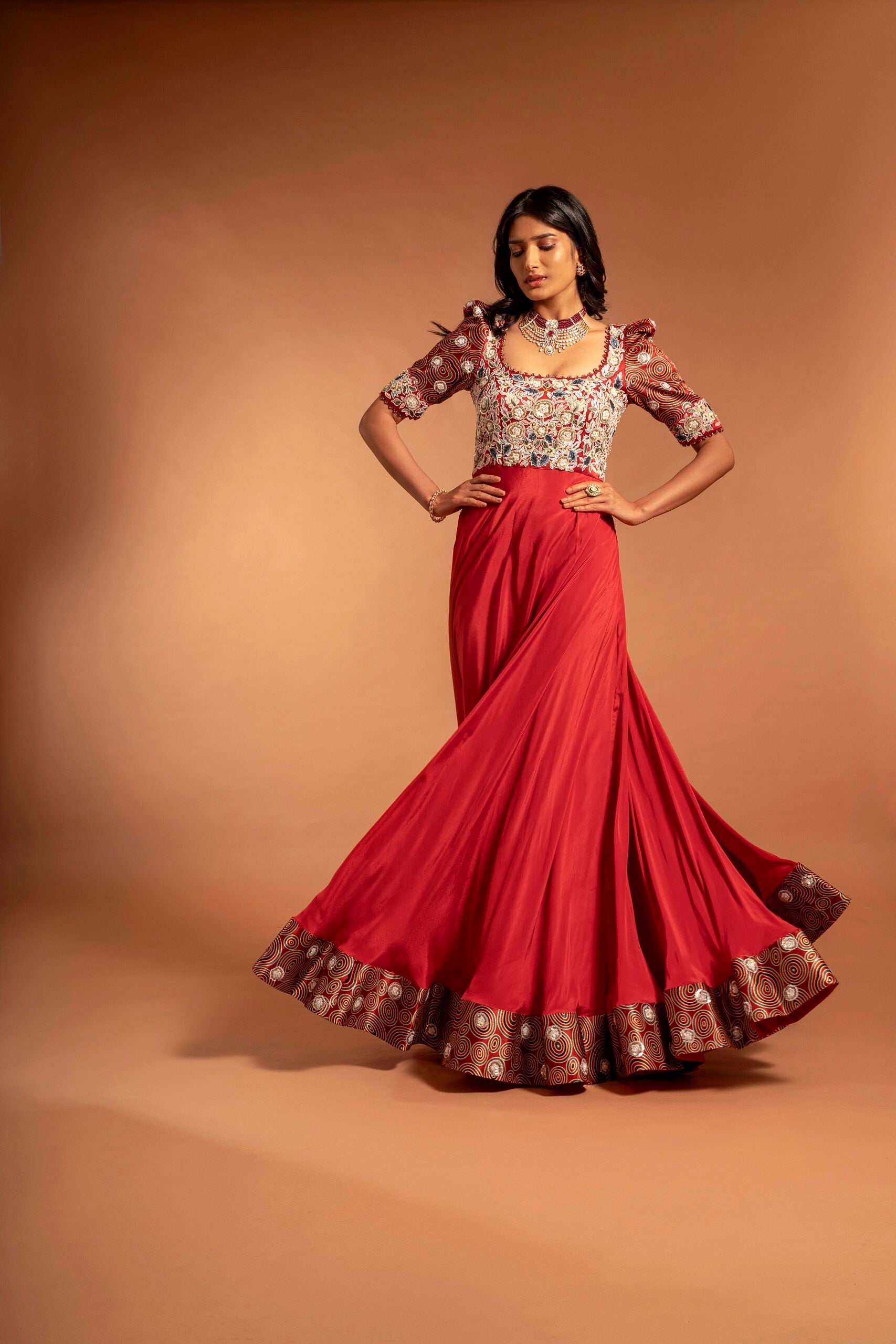 VESTA UMBRELLA GOWN