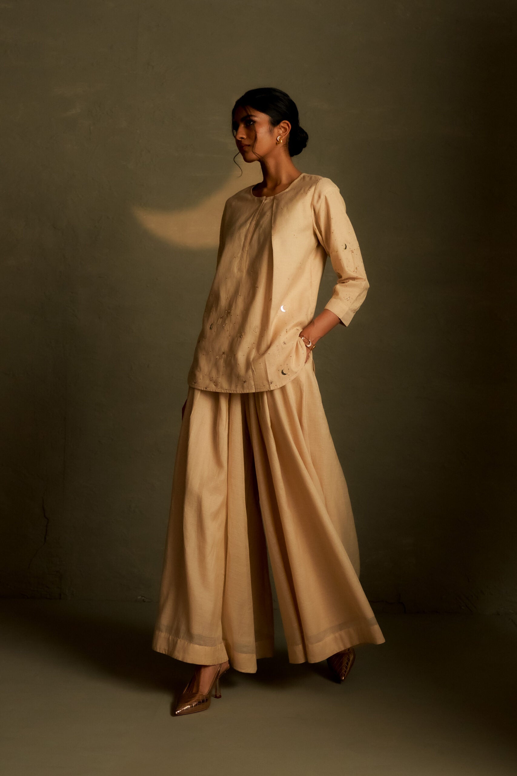 Chaand Kurti Skirt Set
