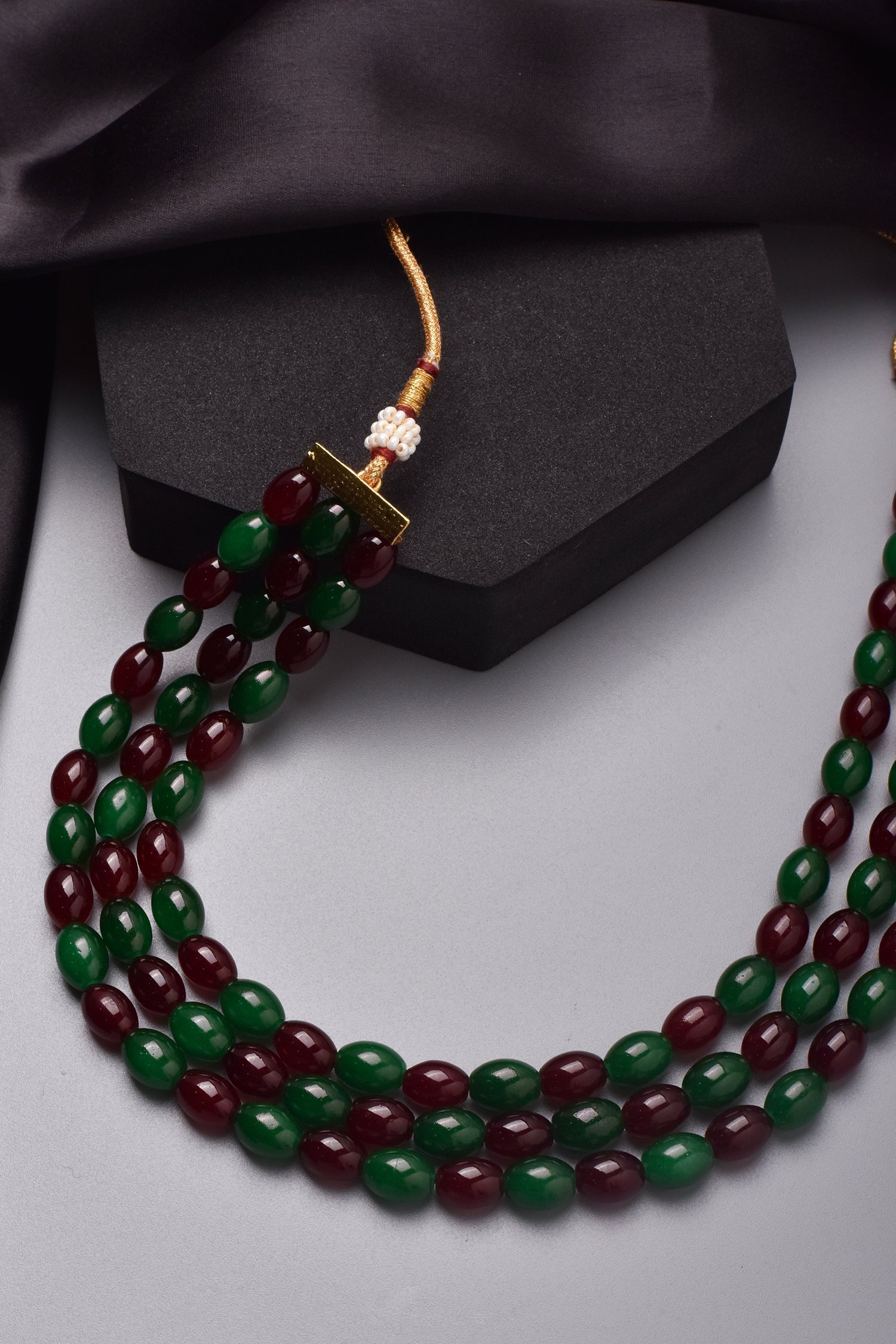 Red and Green Beaded Layered Necklace Set