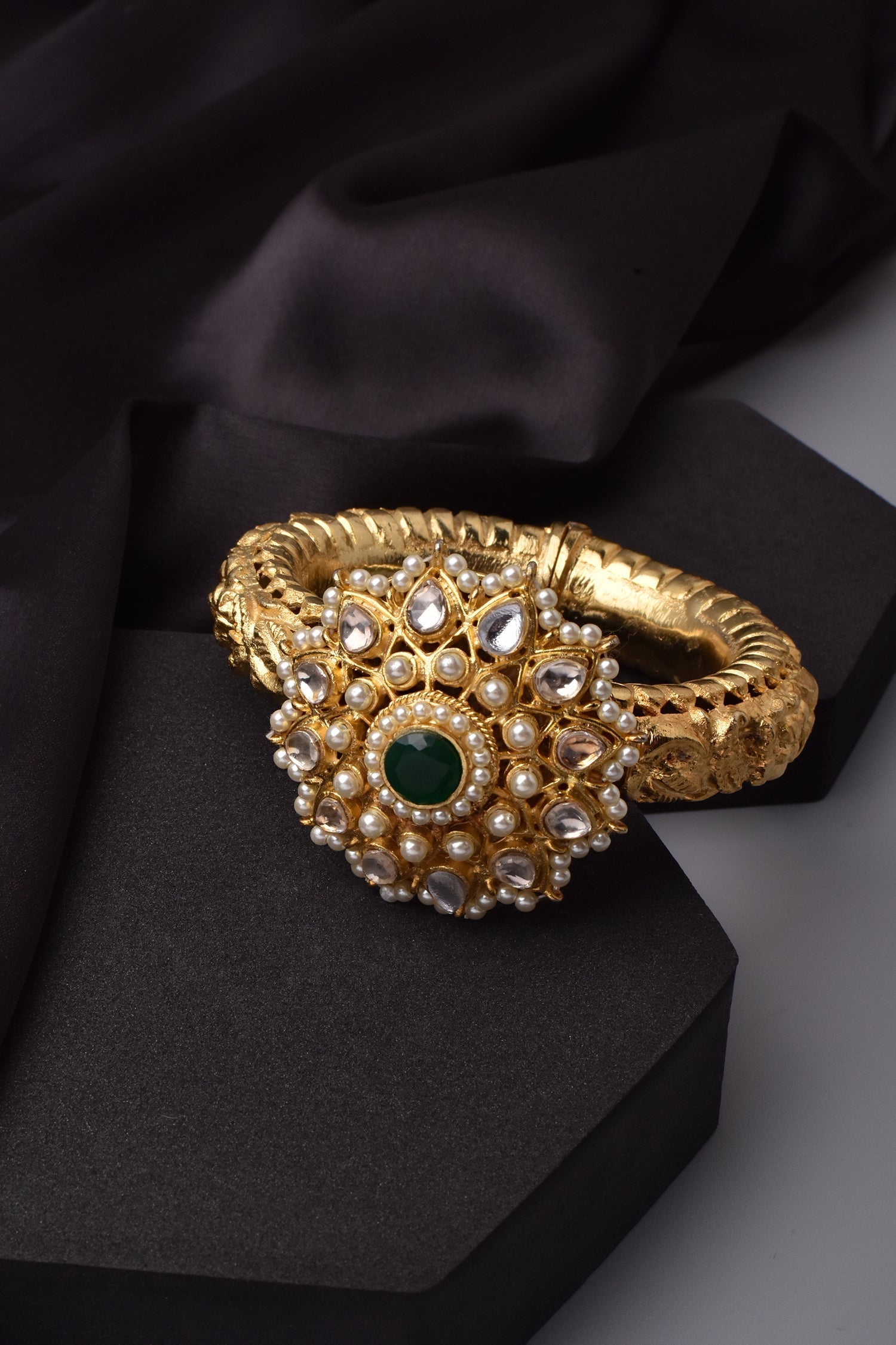 Green Gold Tone Kundan Kada