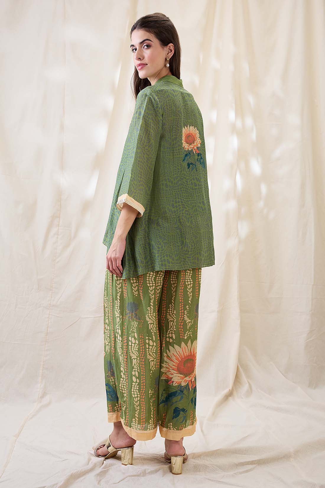 Ravya Embroidered co-ord set SP4627