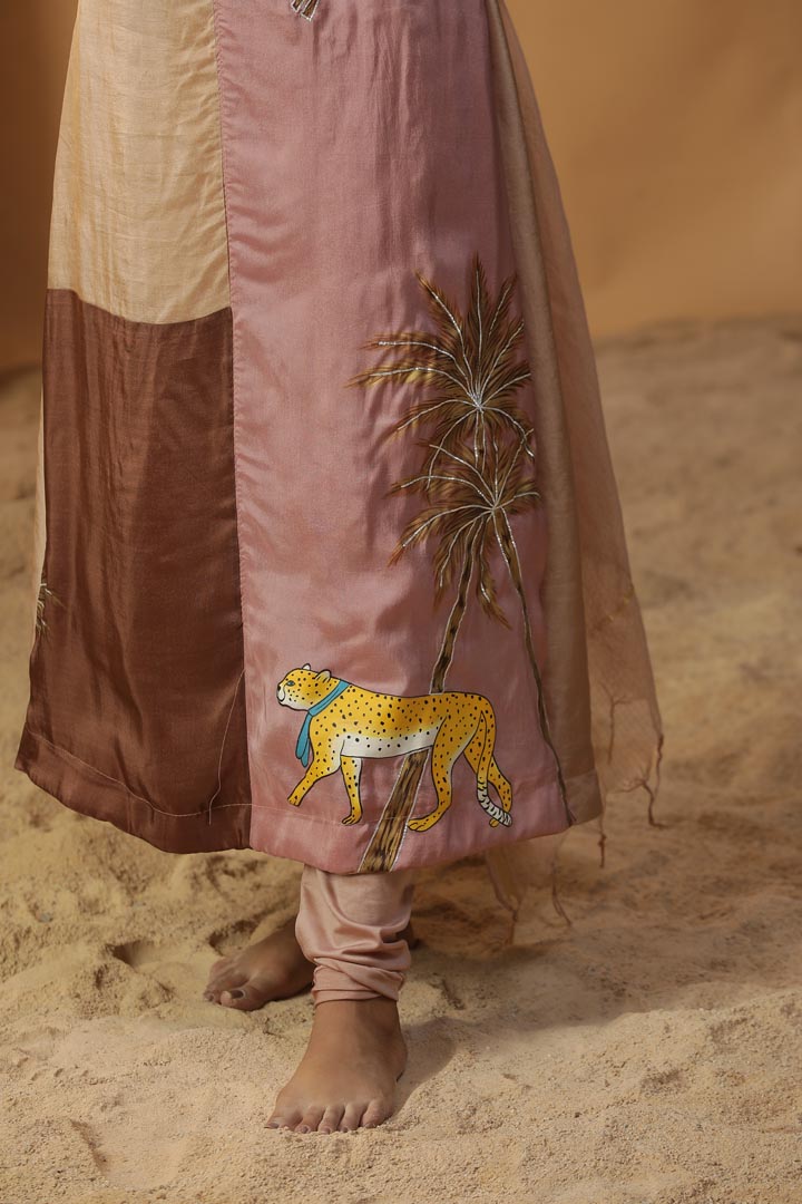 Image of PEACH PINK BLOCK PRINT LEOPARD SCARF SUIT SET