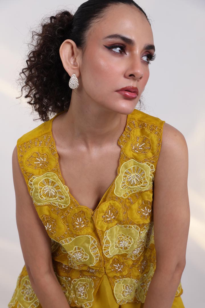 Velour Charm Outfit AAD626MUSTARD