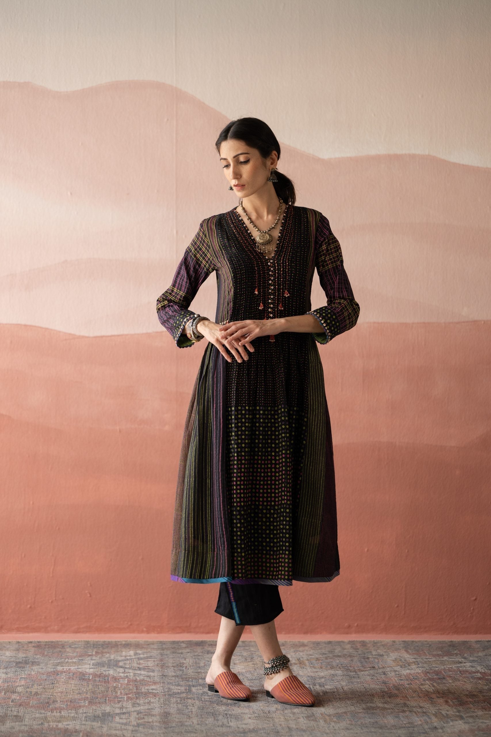 Image of NAILAH KURTA