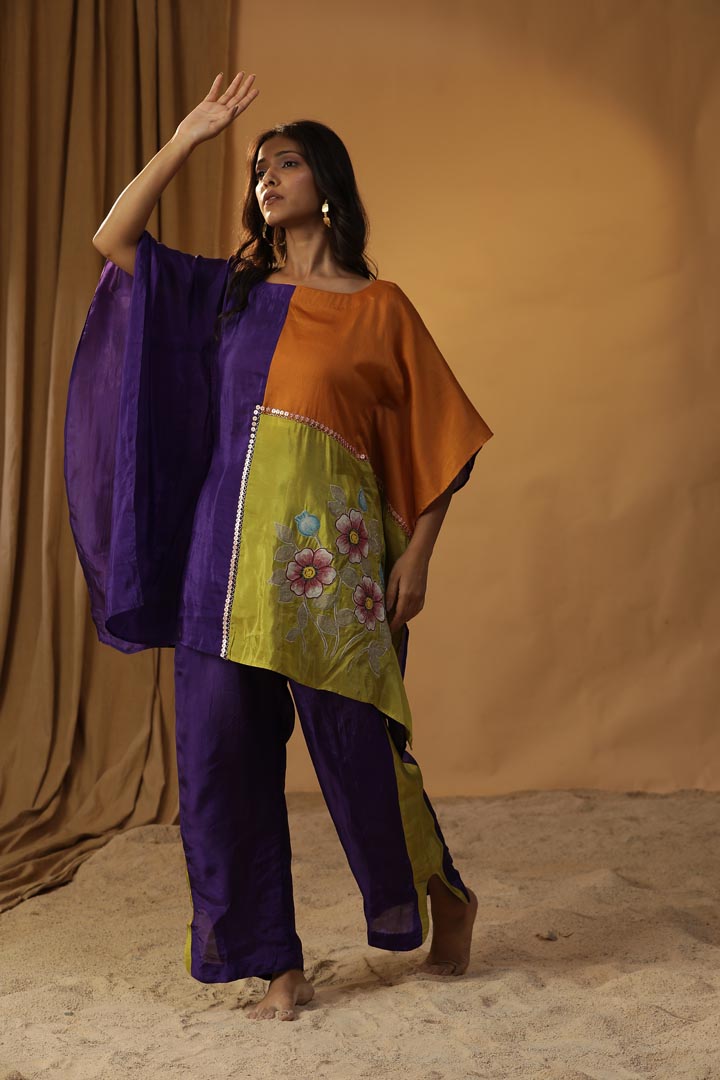 Image of PURPLE FLORAL BLOCK PRINT KAFTAN CO-ORD SET