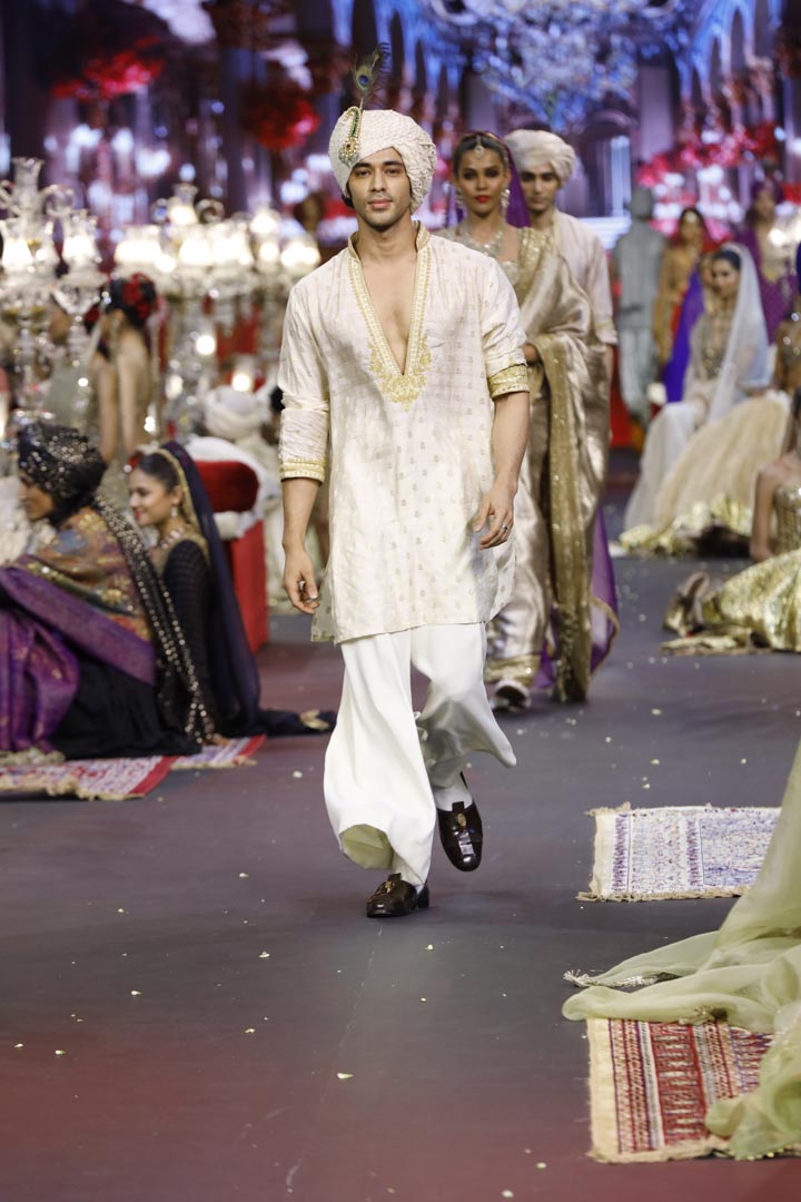 Shehzaad Ivory Kurta Set