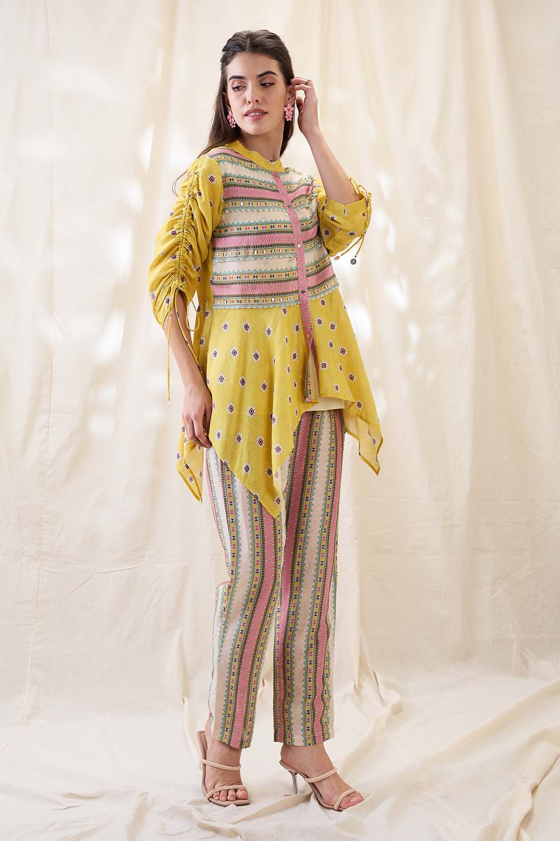 Nooma printed handkerchief top with pants SP4783