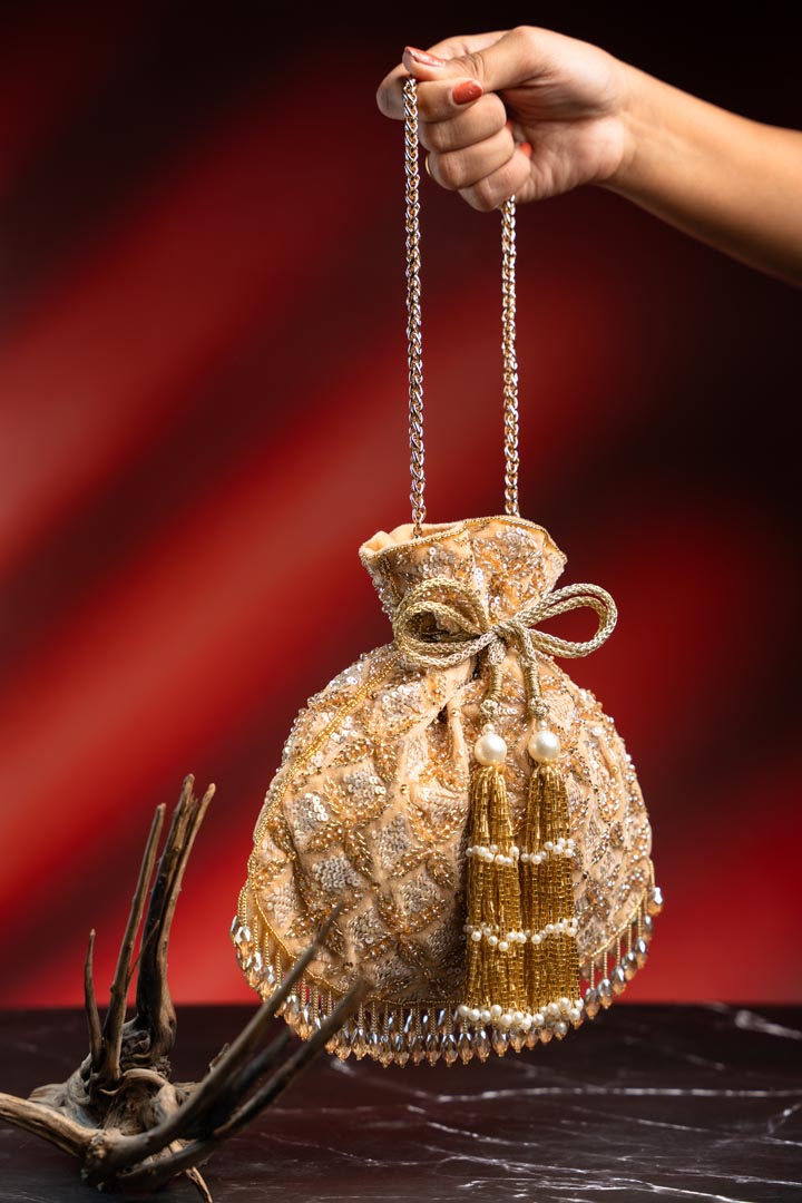 Leafy Lattice Champagne