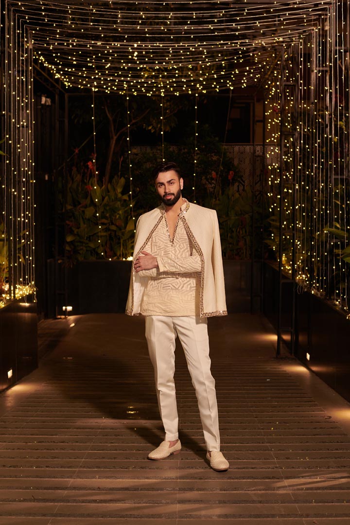 Ivory Impression Jacket set. 3 (Jacket + Shirt + Pant)