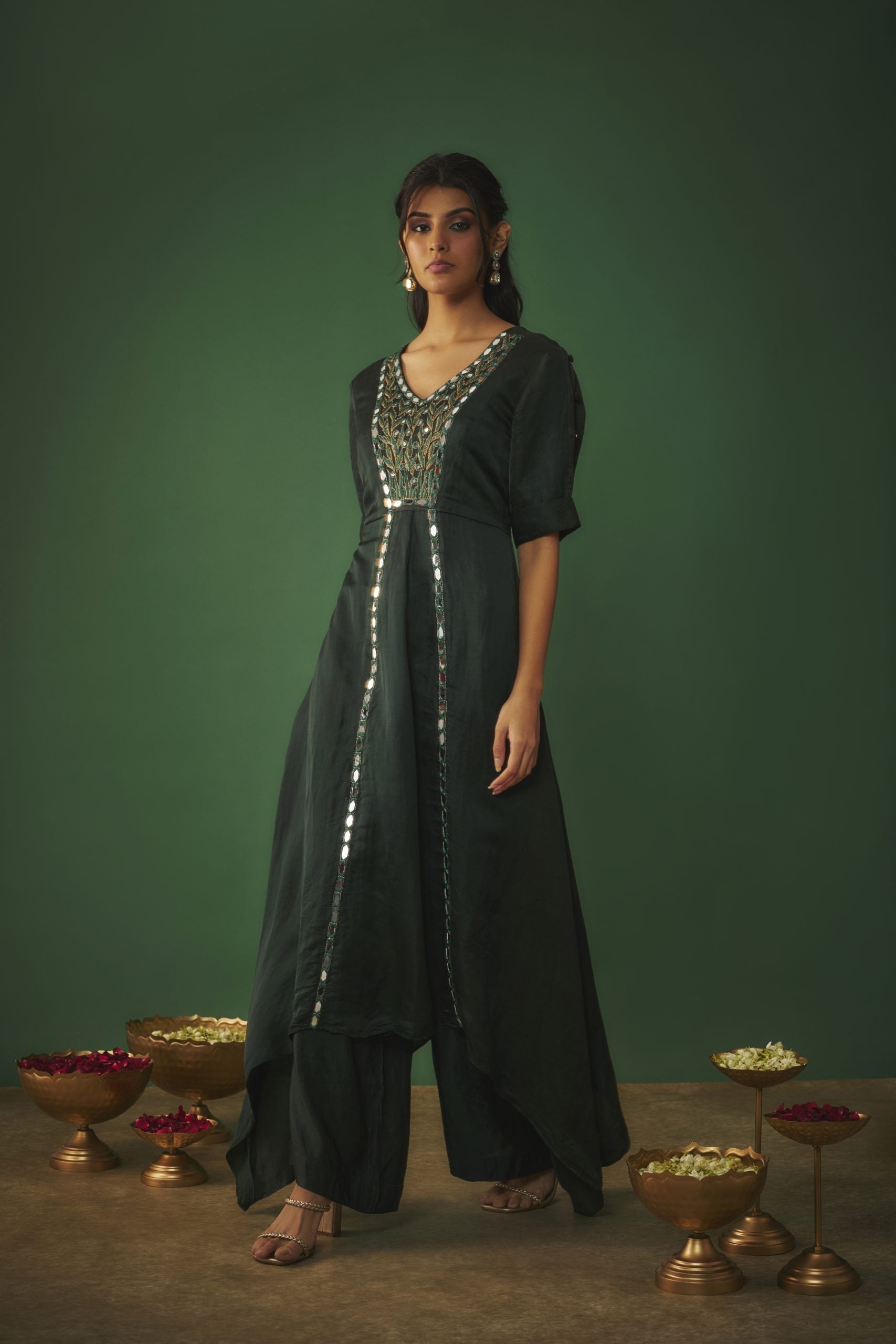 Image of EMERALD GREEN MIRROR WORK EMBROIDERED KURTA PANT SET