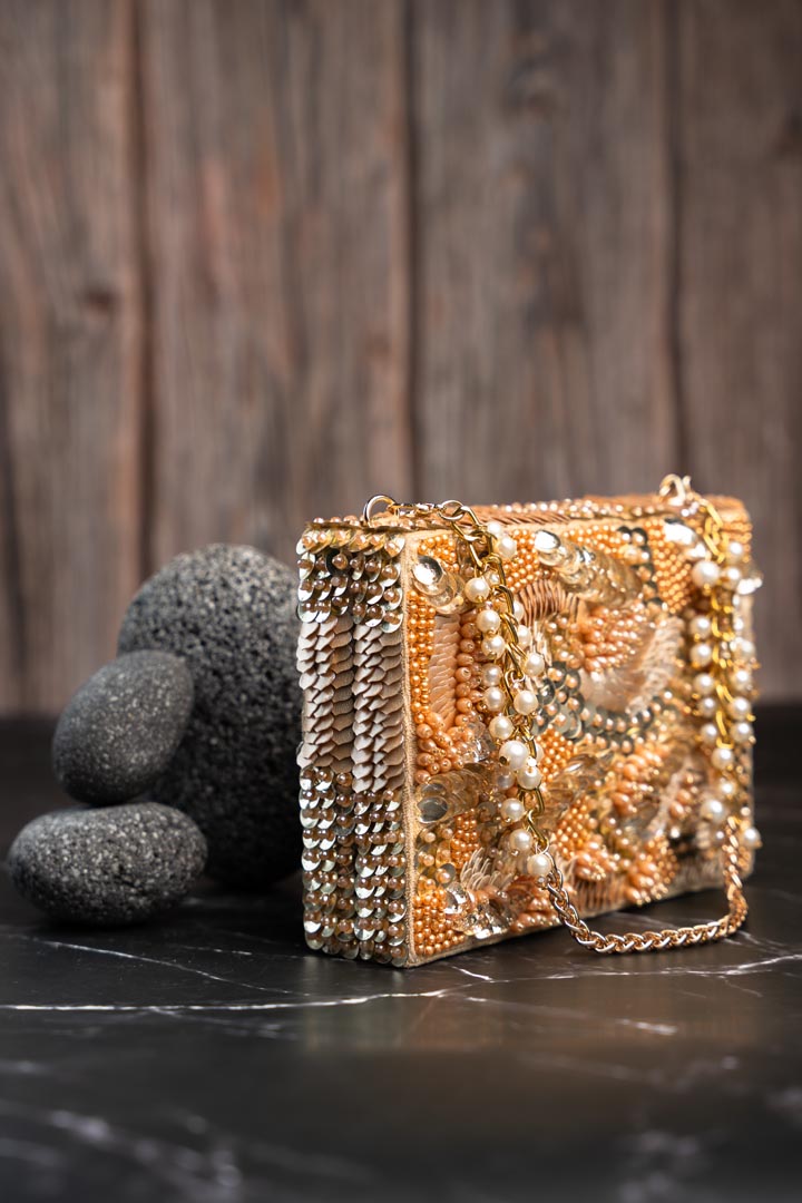 Sequinned Kasse Rustic