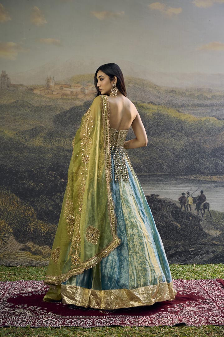 Myra Lehenga Set