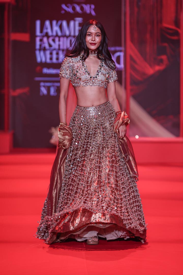 Tarakini Lehenga Set