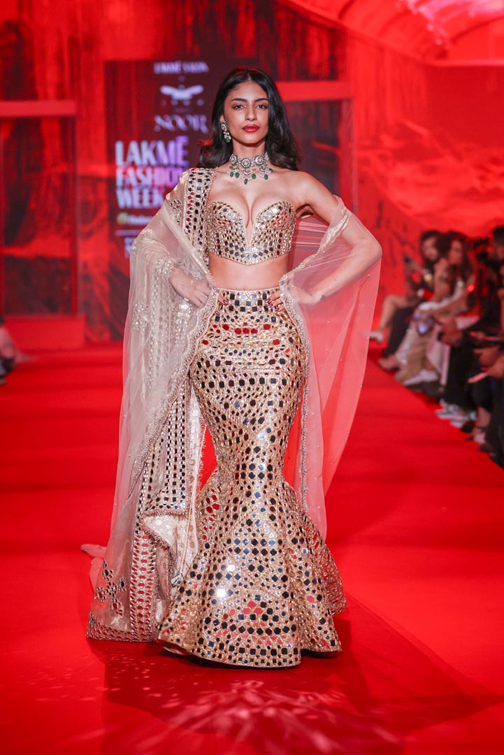 Tarakshi Lehenga Set