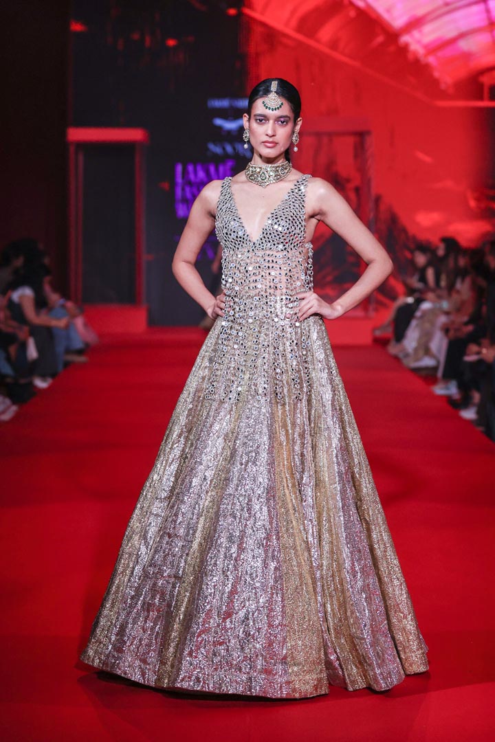 Kanaktara Lehenga Set