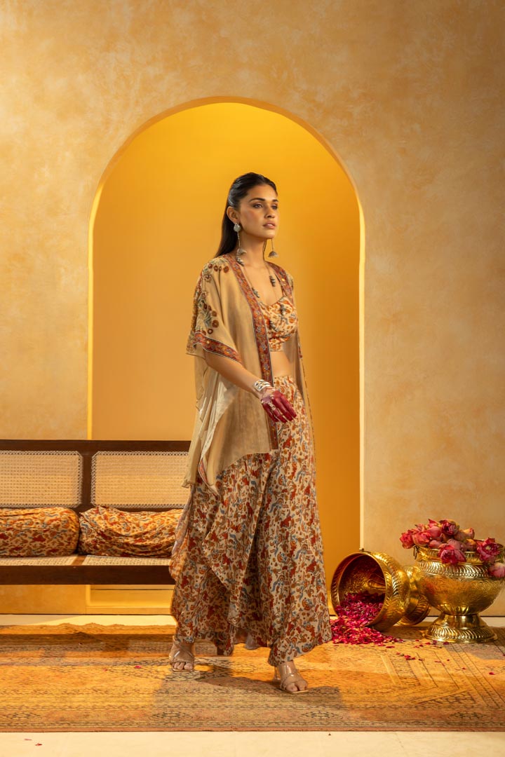 Rangtara embellished layered pant set with capeSP4816