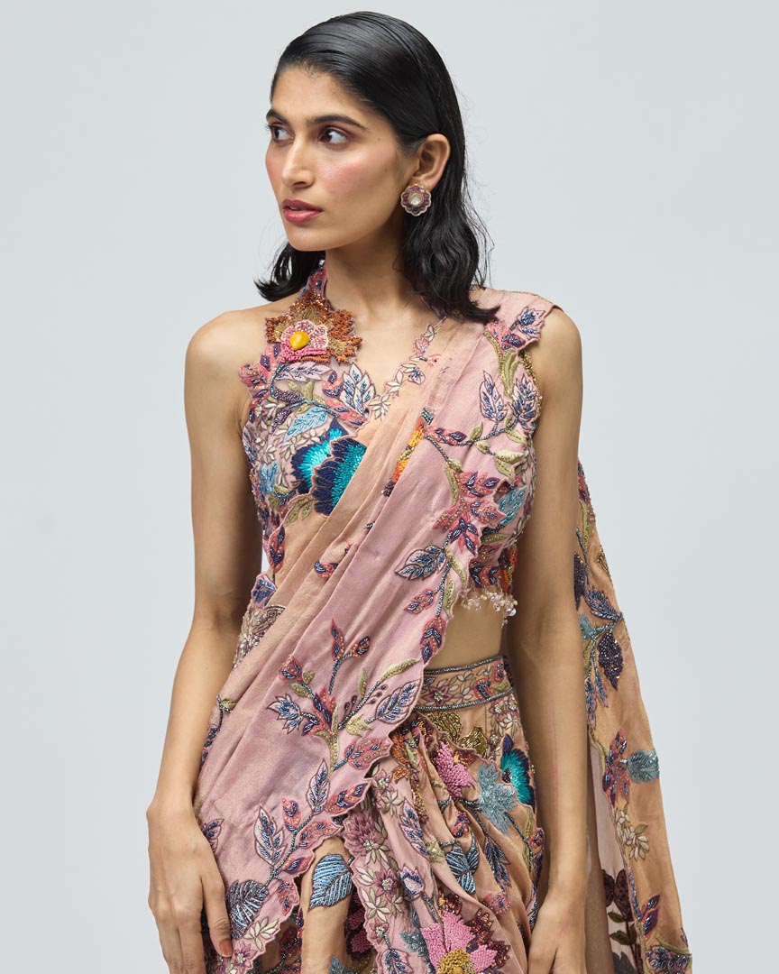 Ombre Viscose Tissue Saree Set with Delicate Thread Embroidery