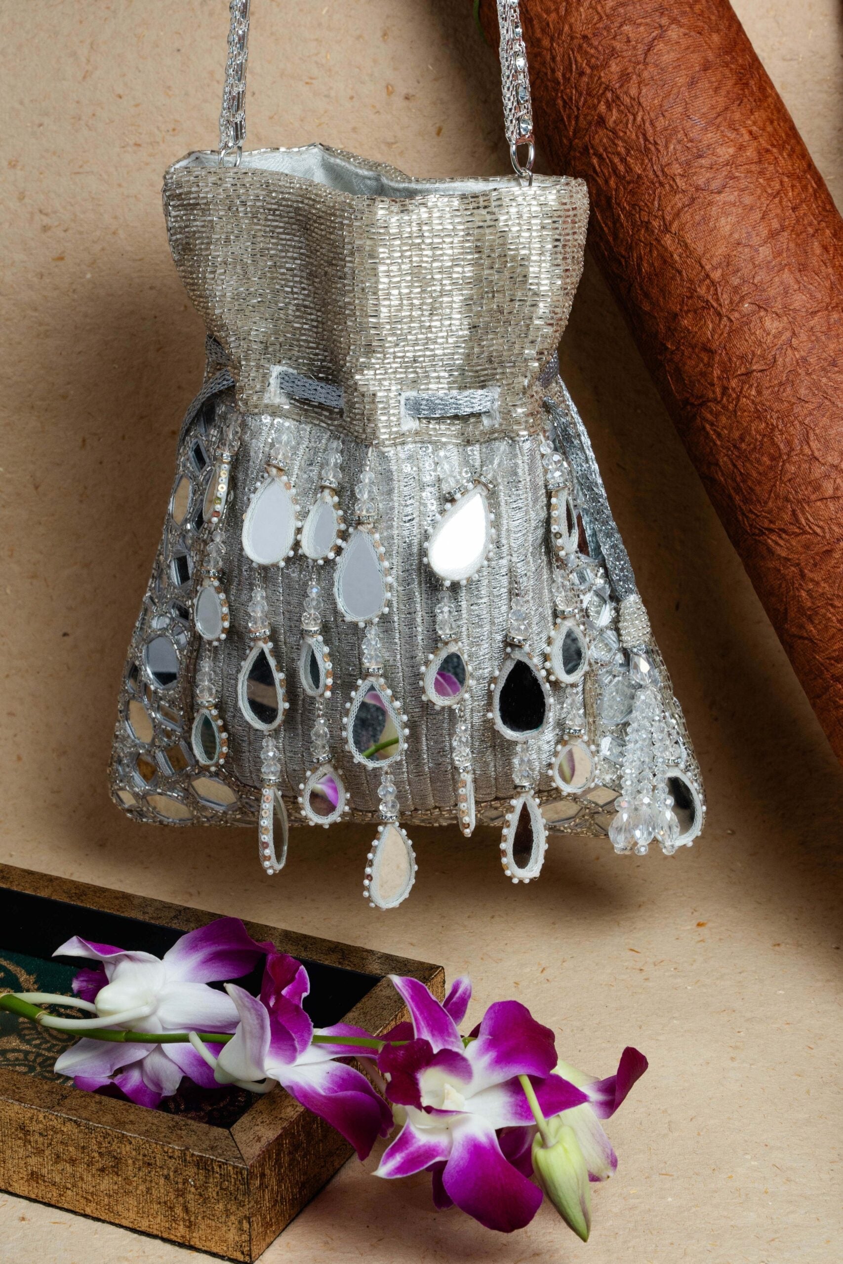 Aaina Aynali silver