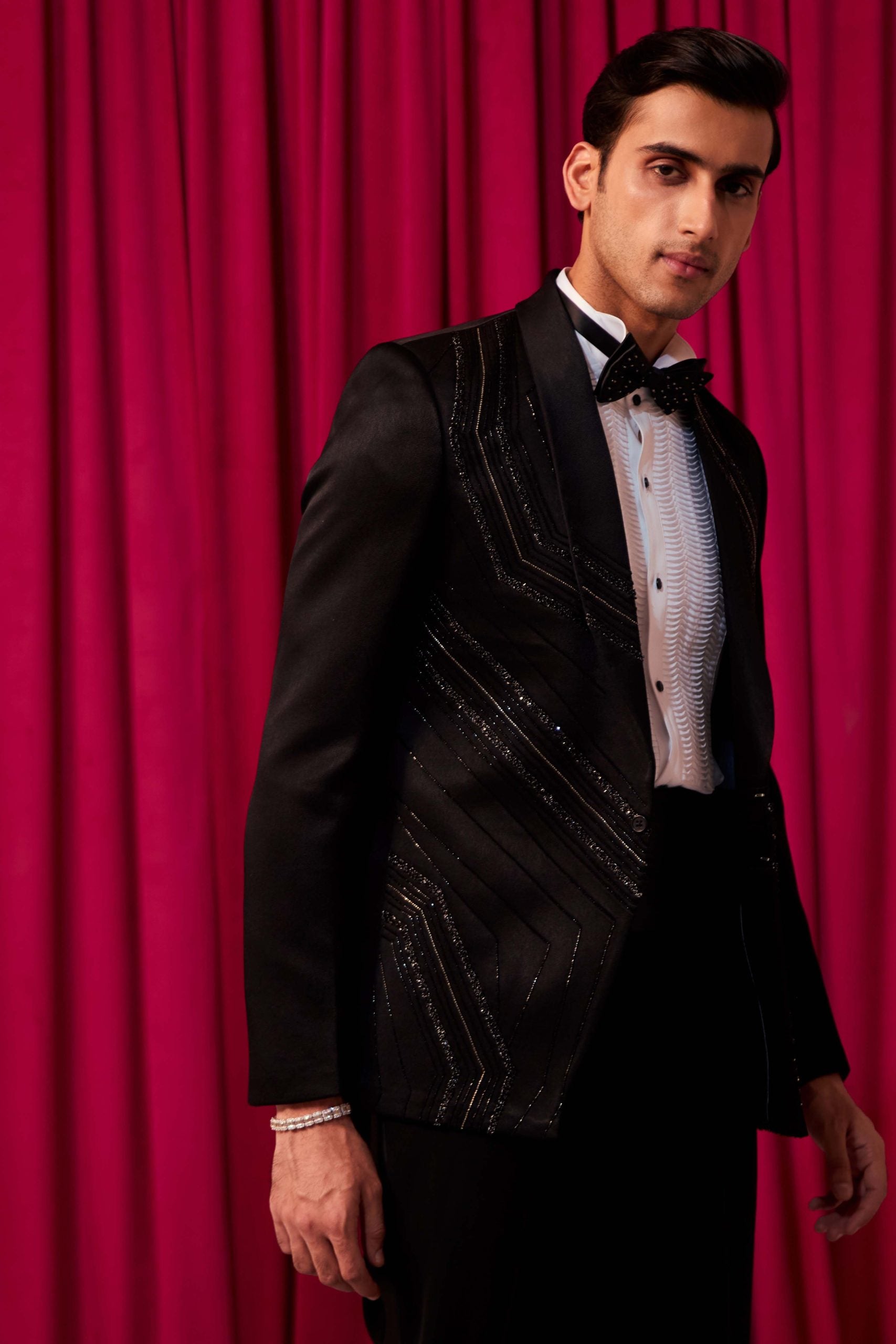 Elega tuxedo set