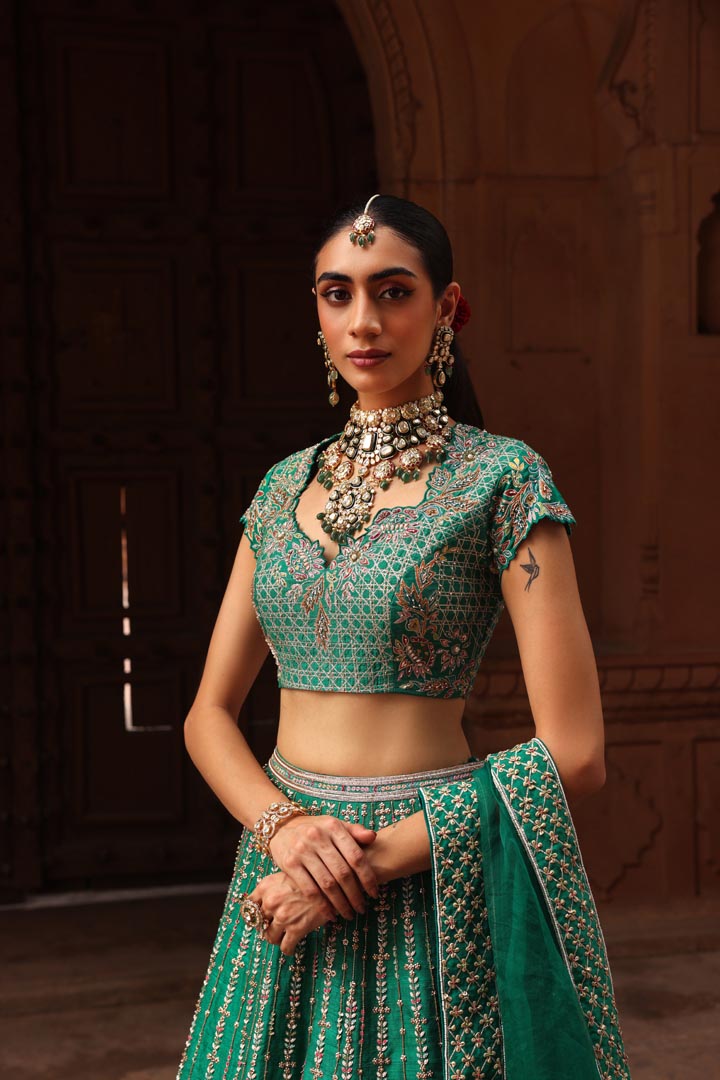 Ishq lehenga set