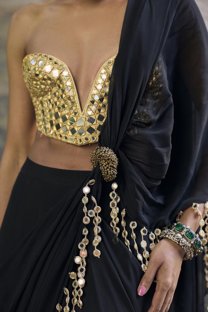 Shyama Mirror Pre-Draped Saree Set