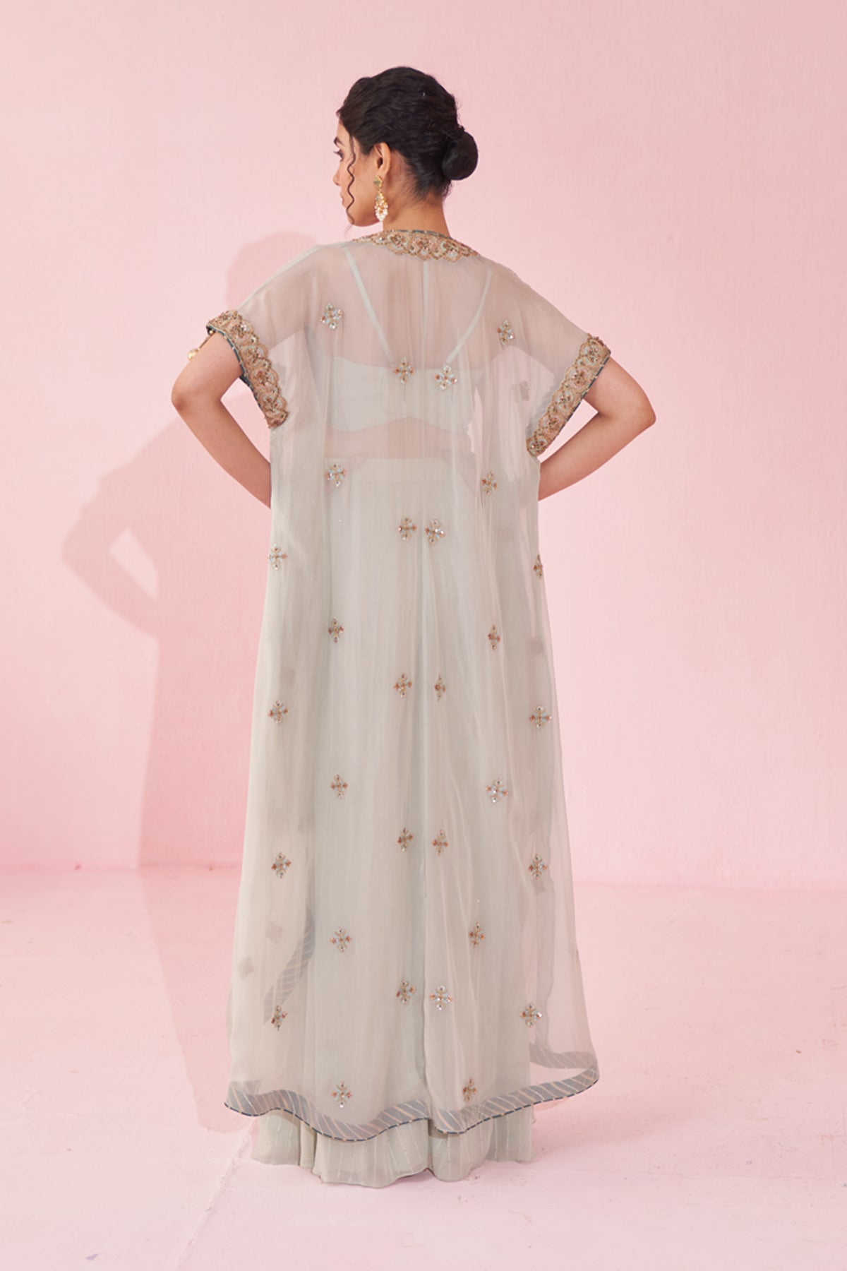 GULDANA PALE BLUE CAPE SET