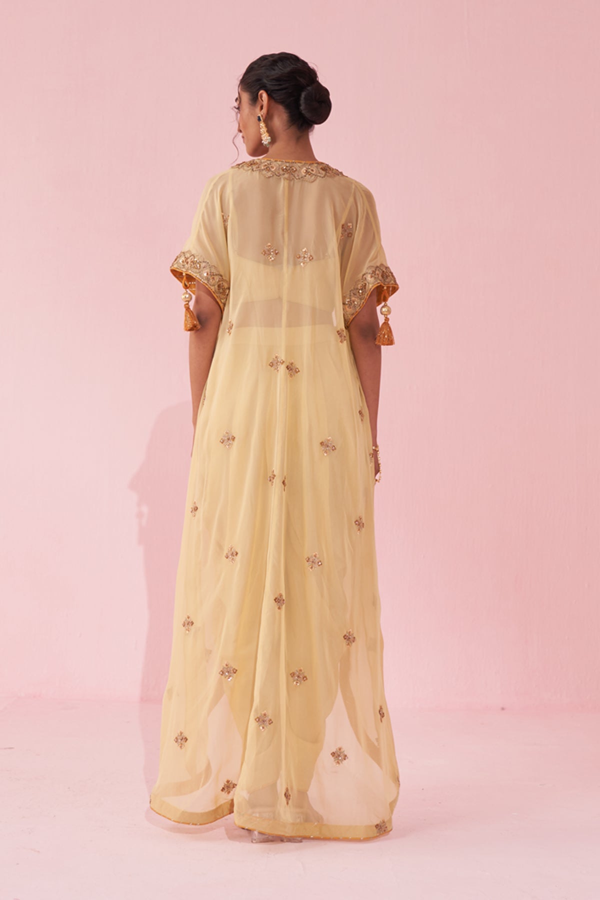 GOHAR YELLOW CAPE SET