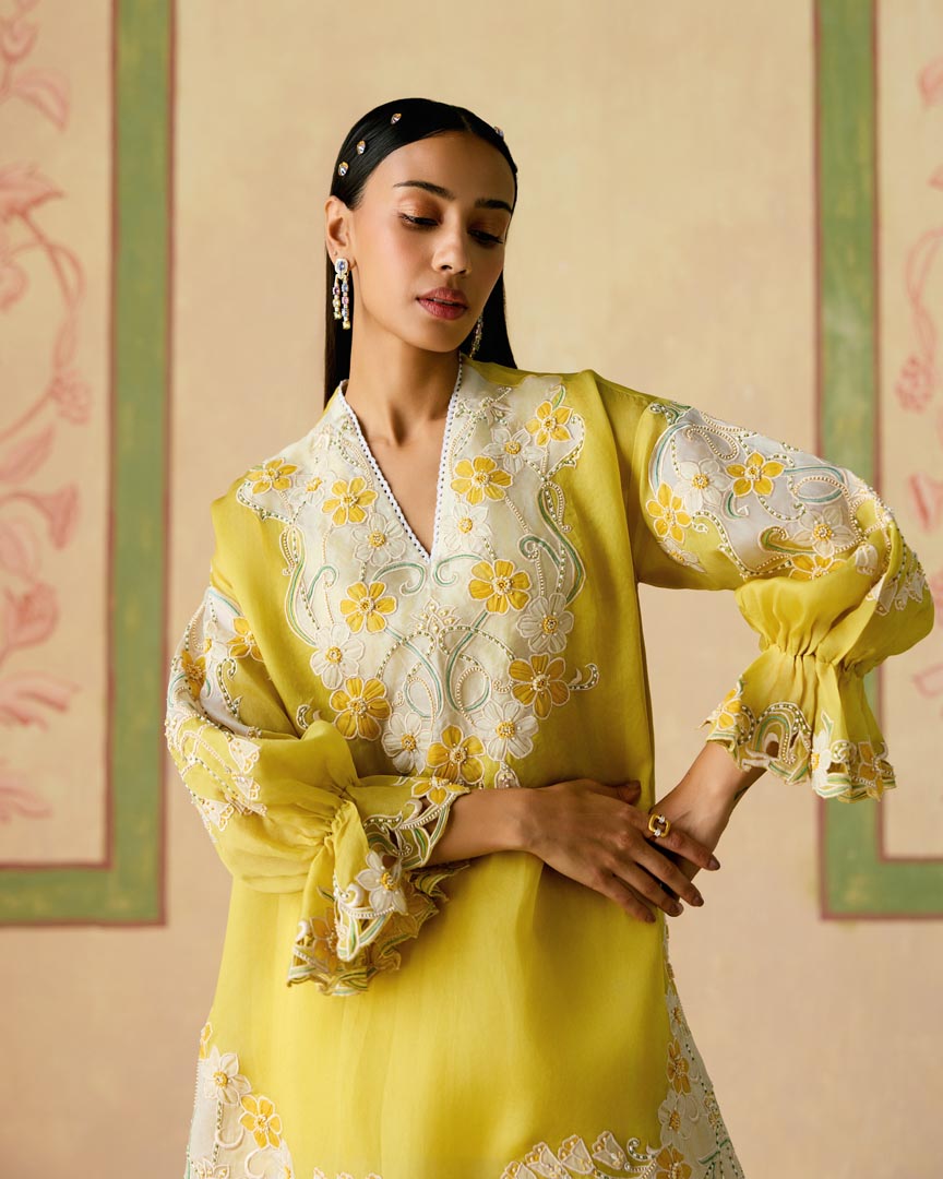 YELLOW AND IVORY COLOR BLOCK TUNIC