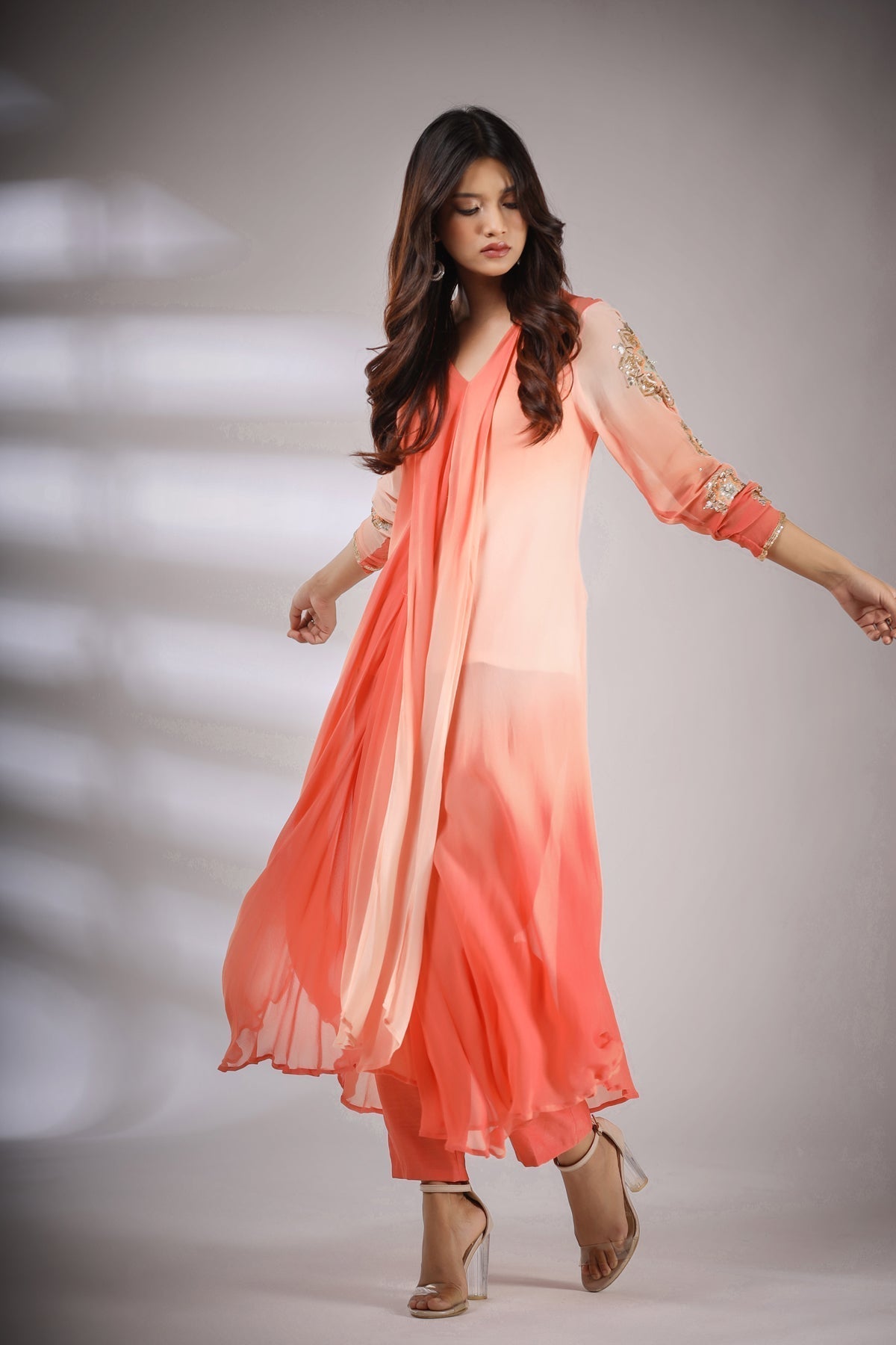 Image of Haseena leheriya set in peach