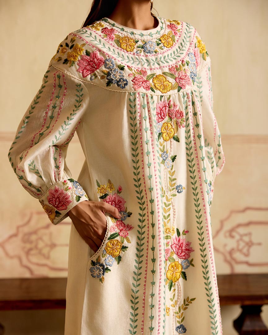 IVORY FLORALS & STRIPES YOKE DETAIL KURTA