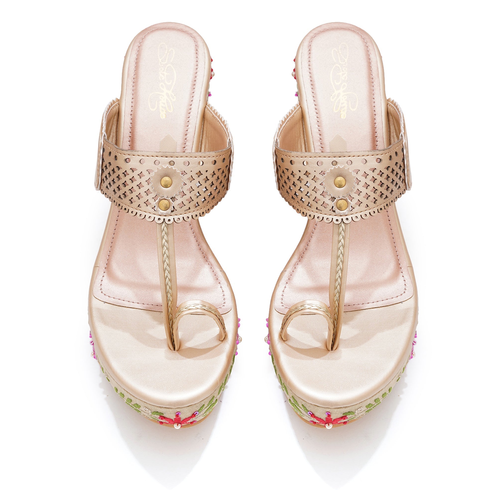 Noor Wedges