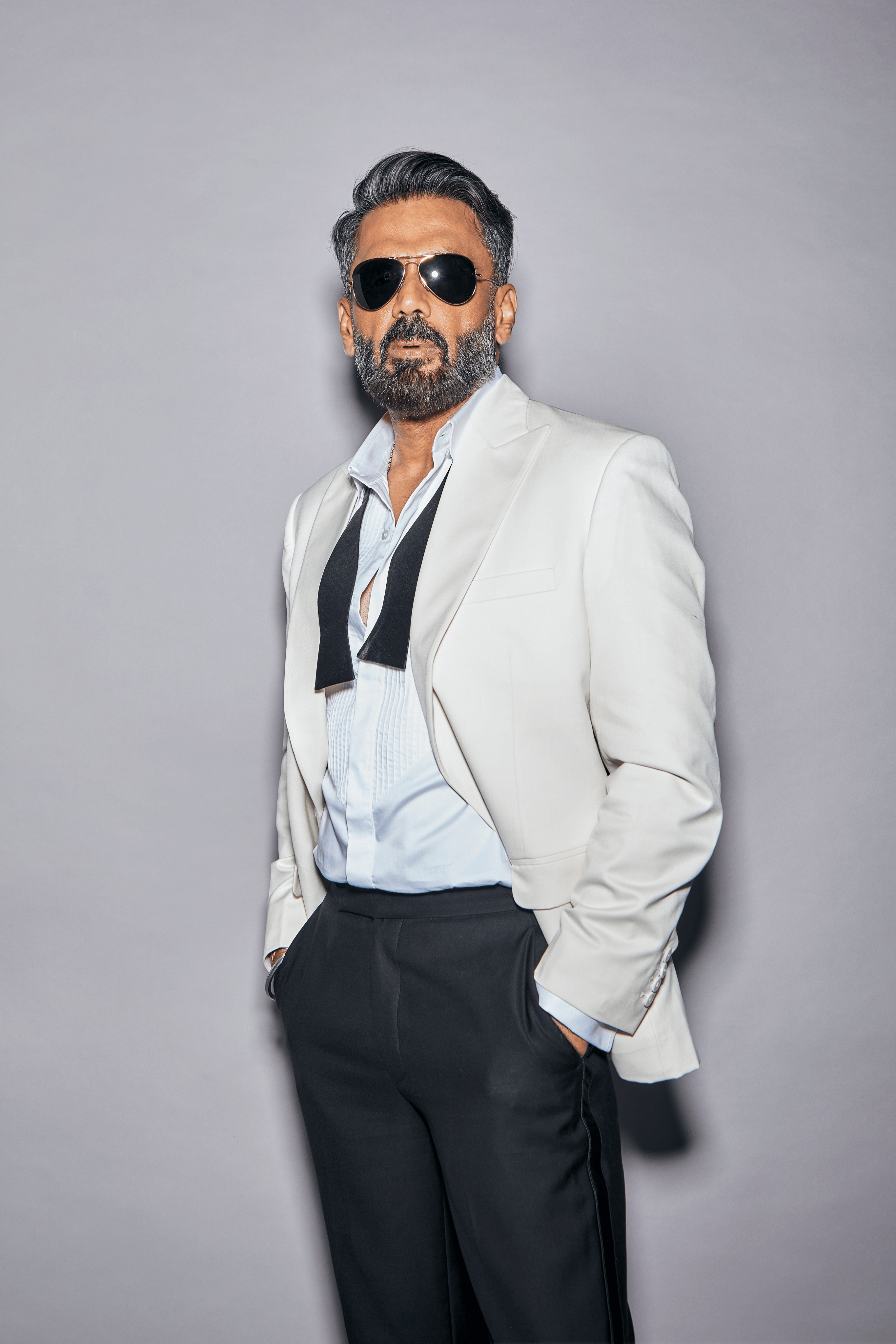 White Worsted Wool Single Breasted Peak Lapel Tuxedo Set
