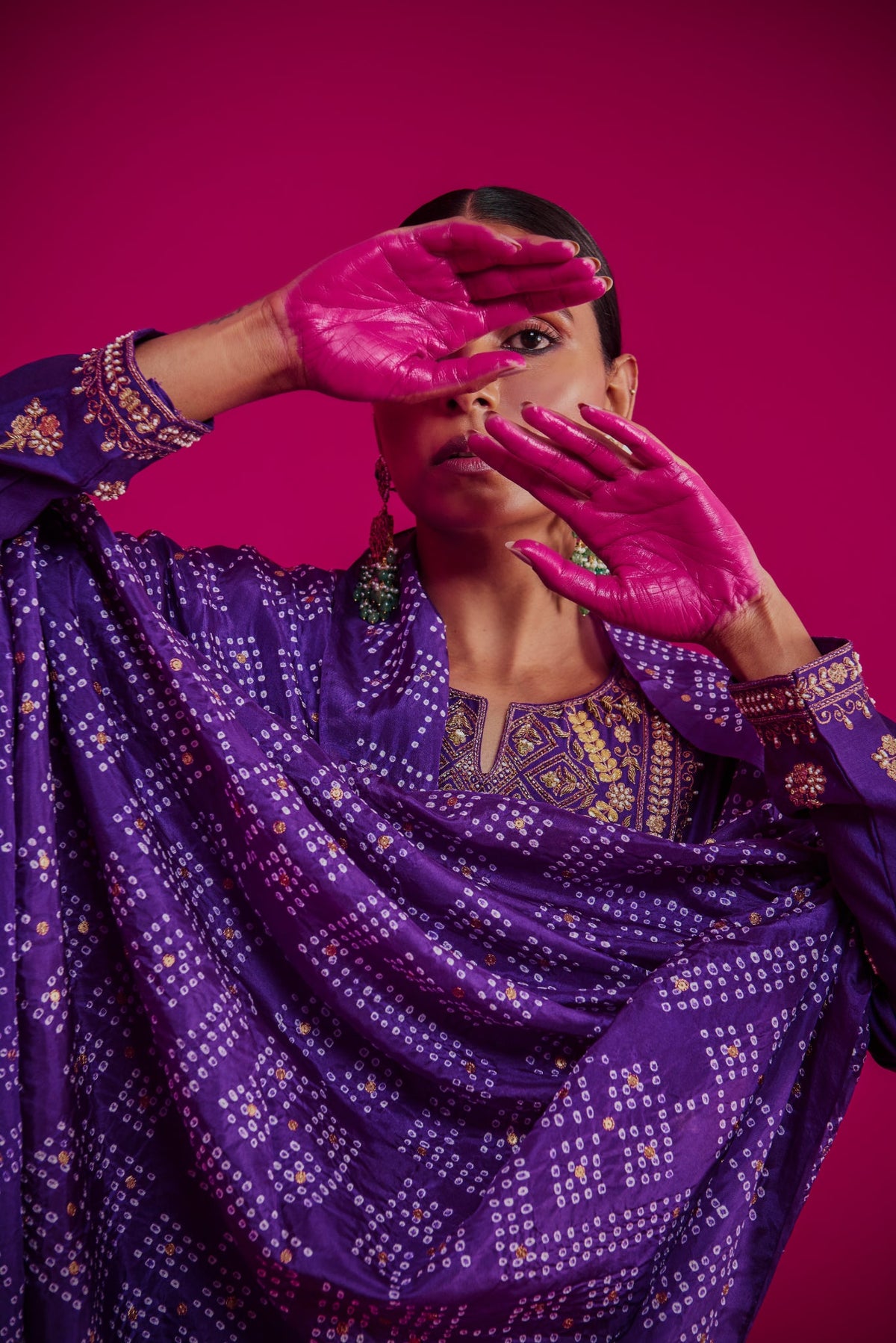 Straight Kurta Set With Bandhani Dupatta
