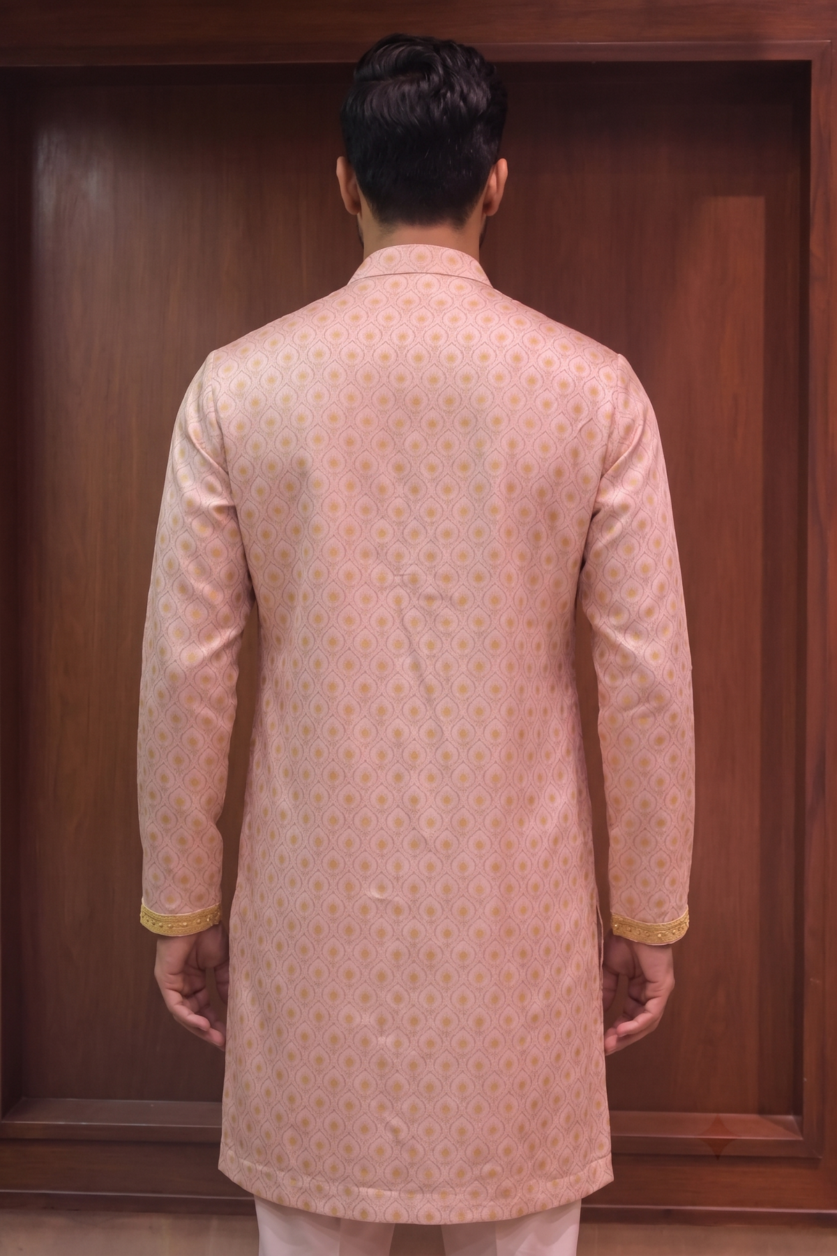 Mandarin Threadwork Embroidered Kurta