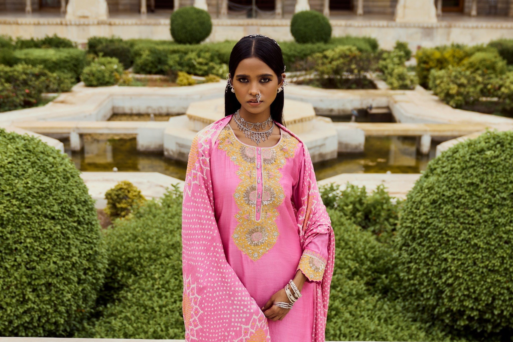 Surajmukhi kurta set