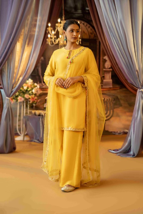 Yellow Aari Embroidery Suit Set - image 3