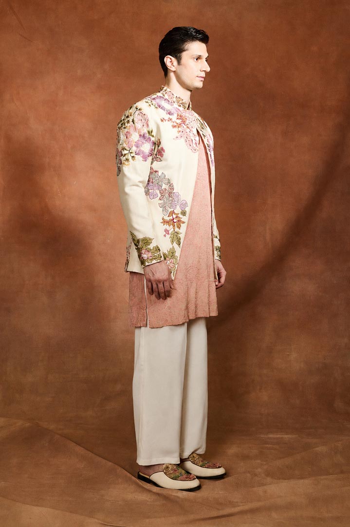 IVORY EMBROIDERED BHANDGALA SET