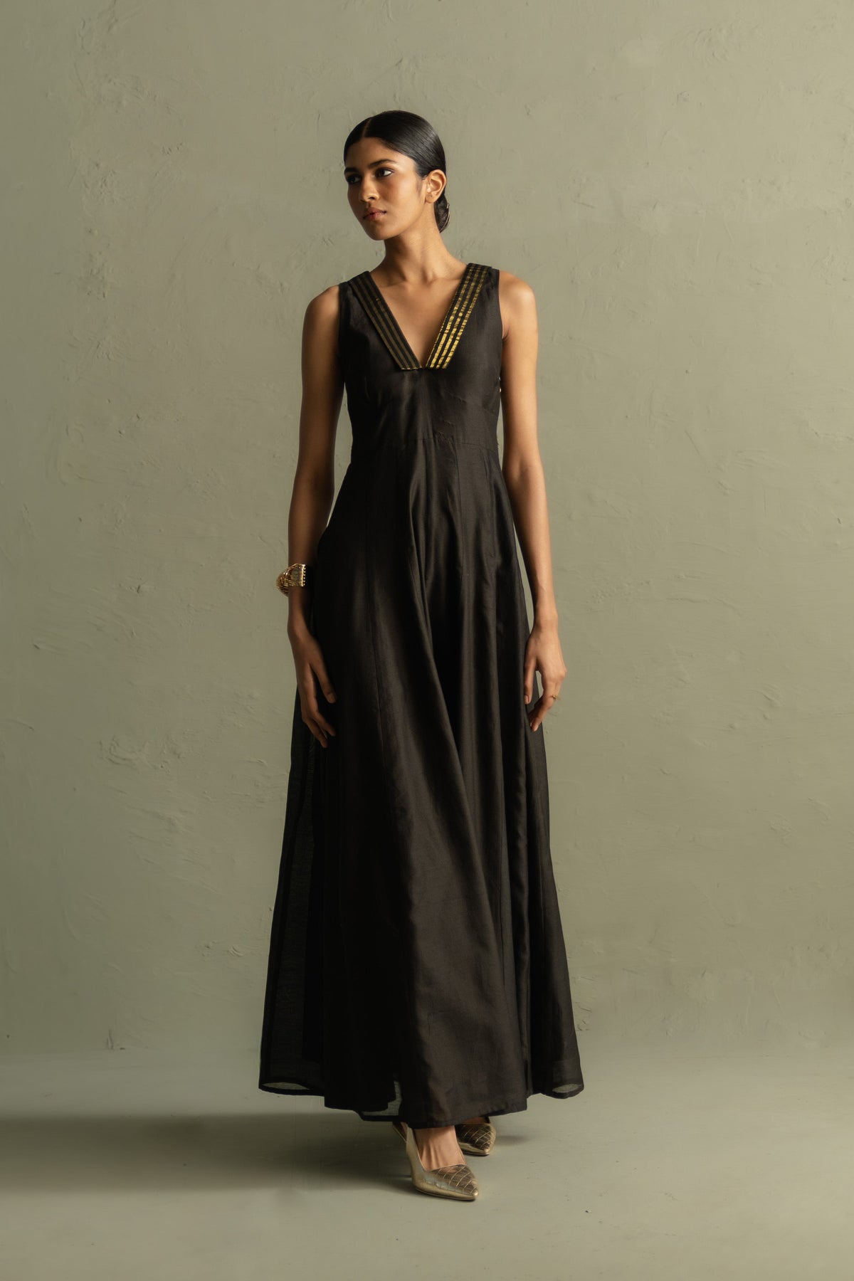 Ojas Collared Dress