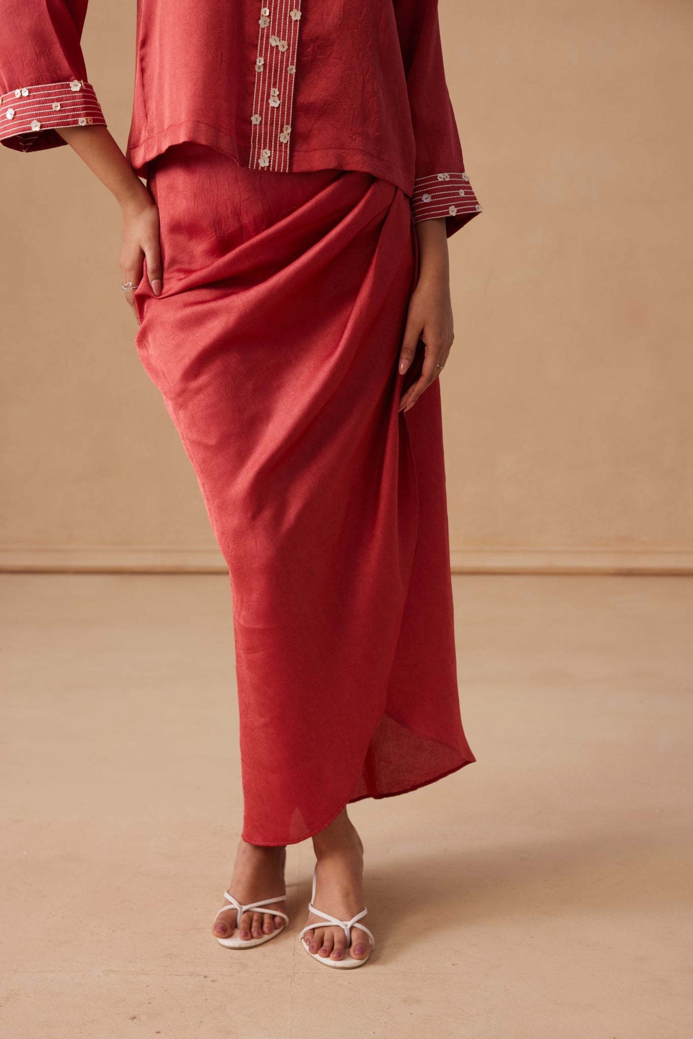 Aneya Set