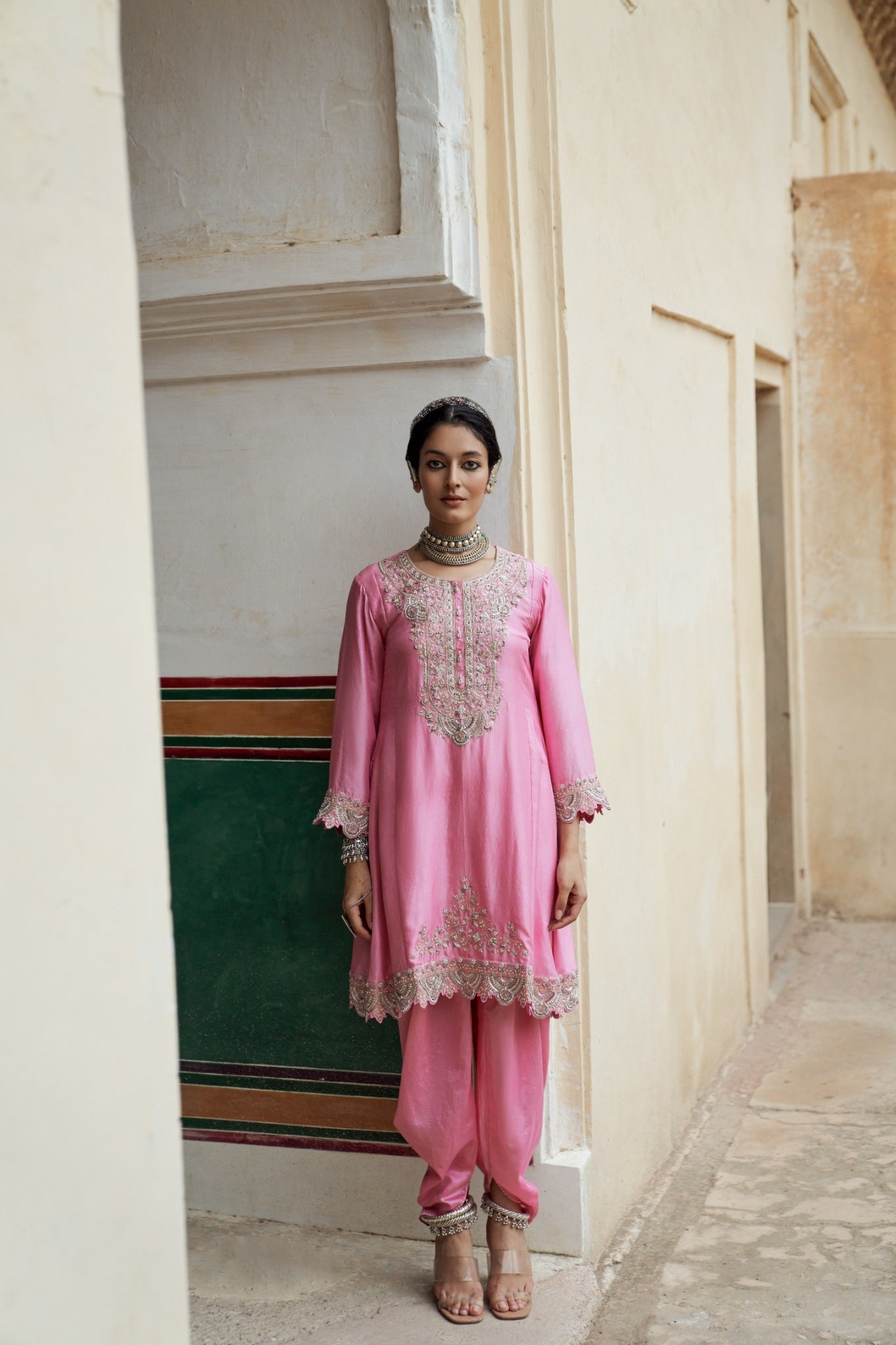 Gulabi suit