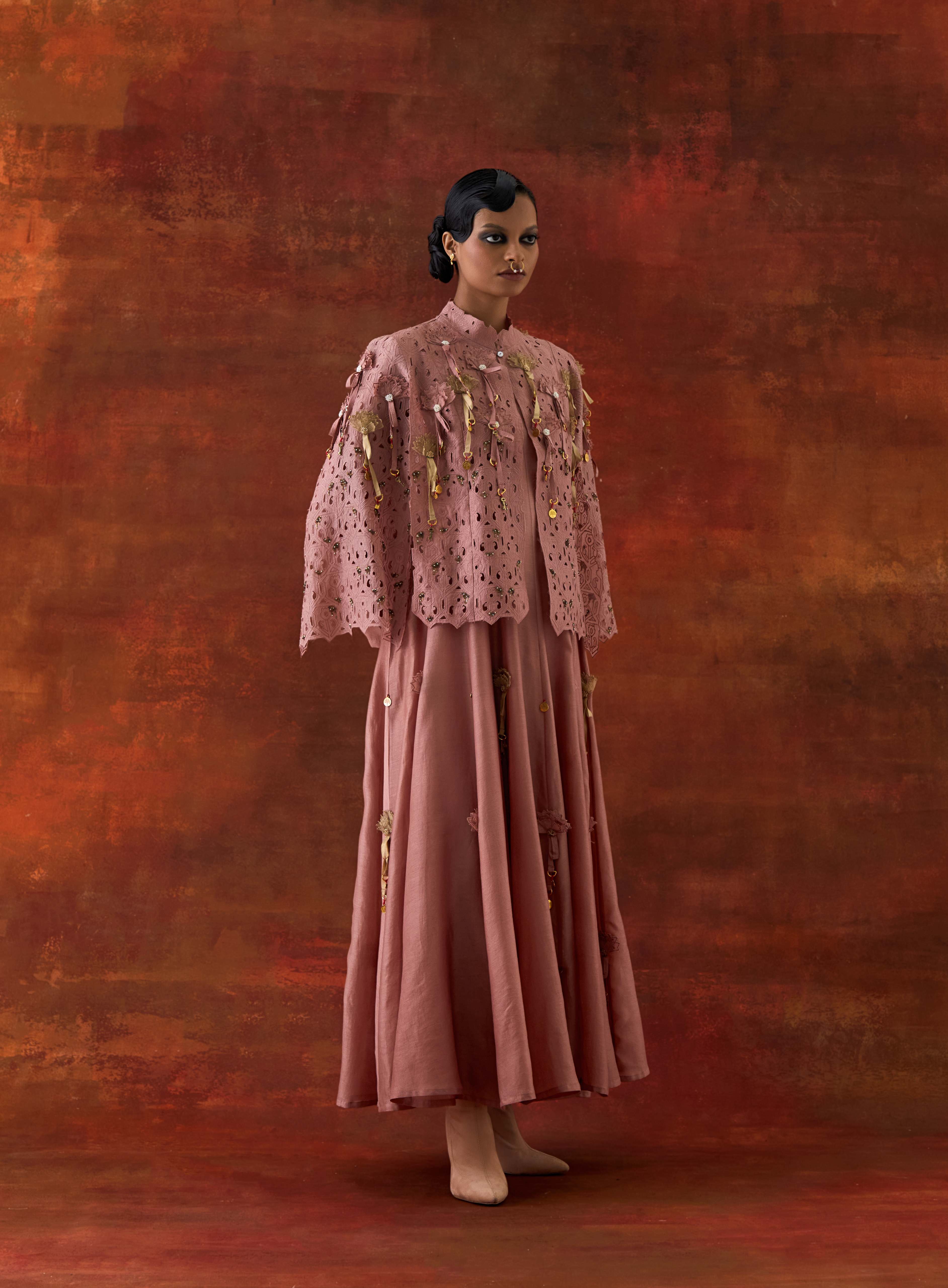 EMBROIDERED CUTWORK CAPE WITH 3D FLOWER KALIDAR - image 3
