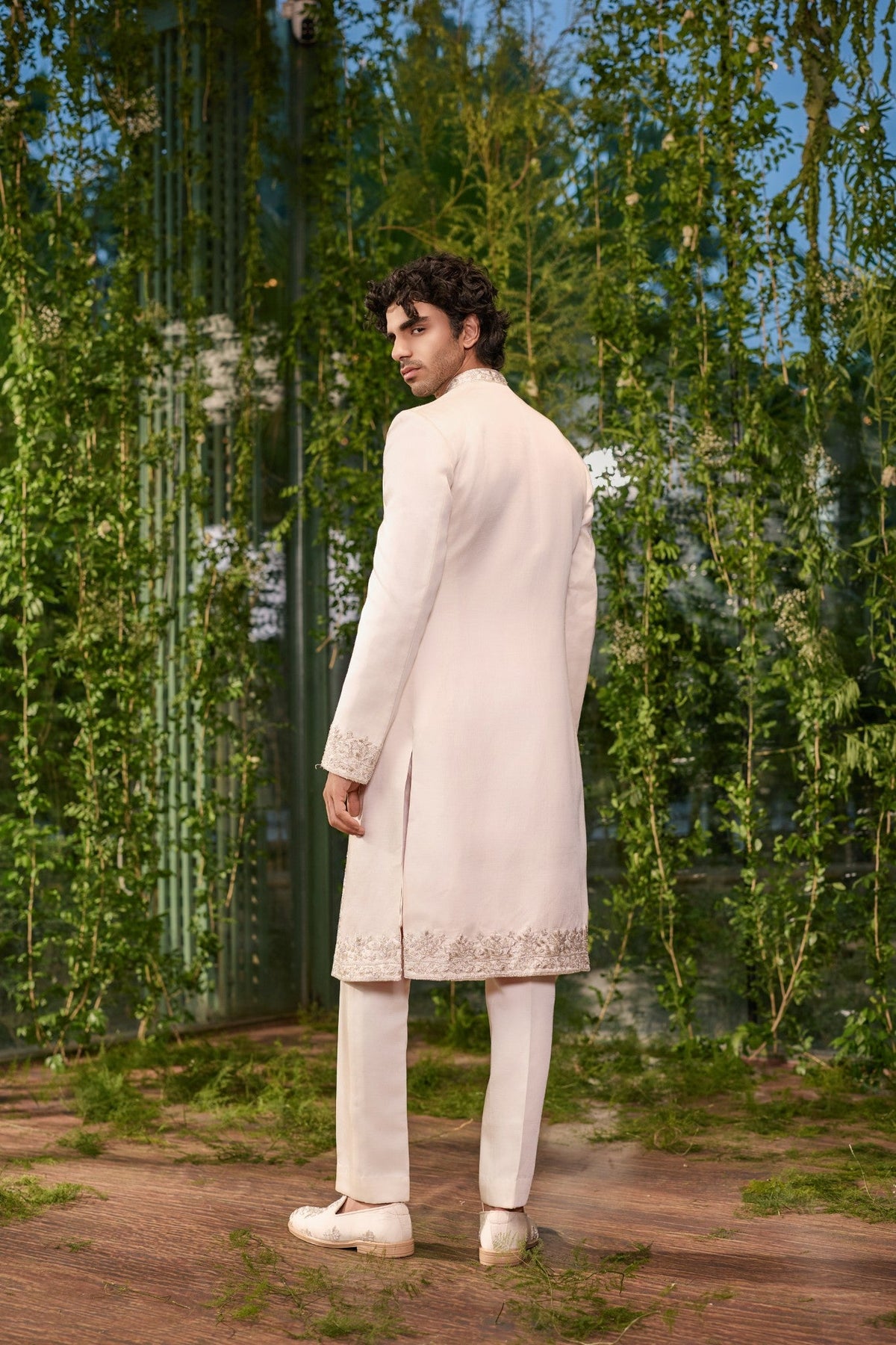 Shvet Agni - The Fearless King Sherwani
