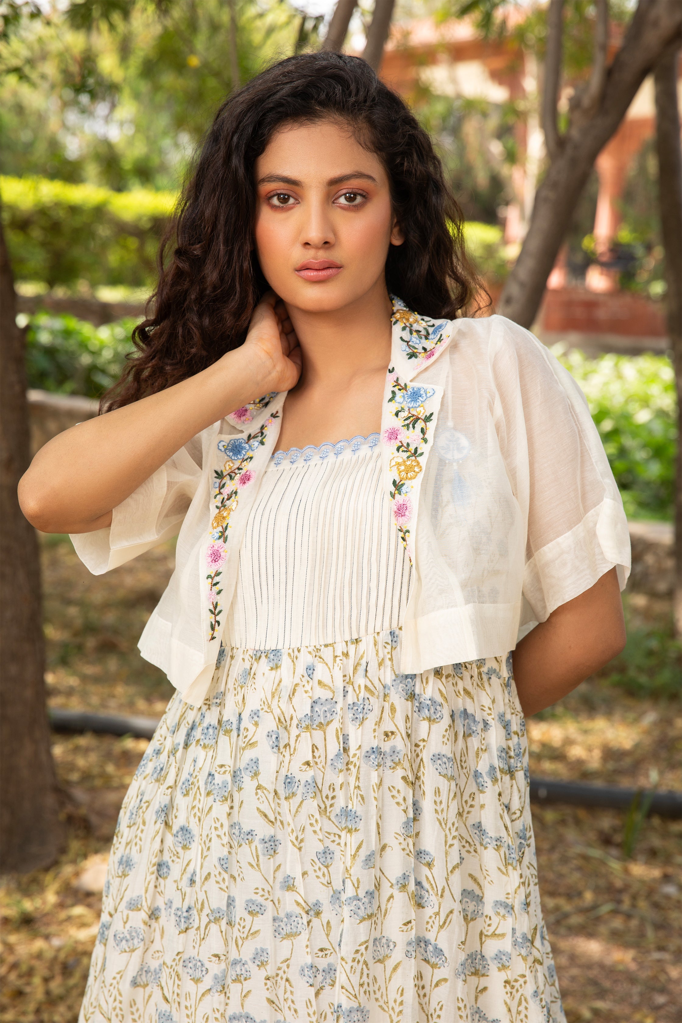 Off White Shrug with Hand Thread Embroidery