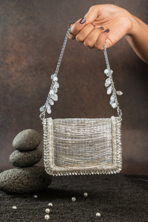 Hinted slate silver
