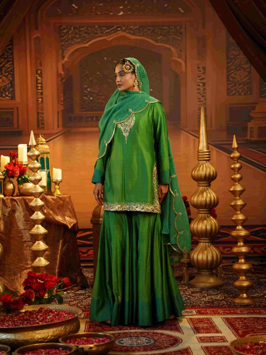 dual tone green chanderi silk gharara set - image 3