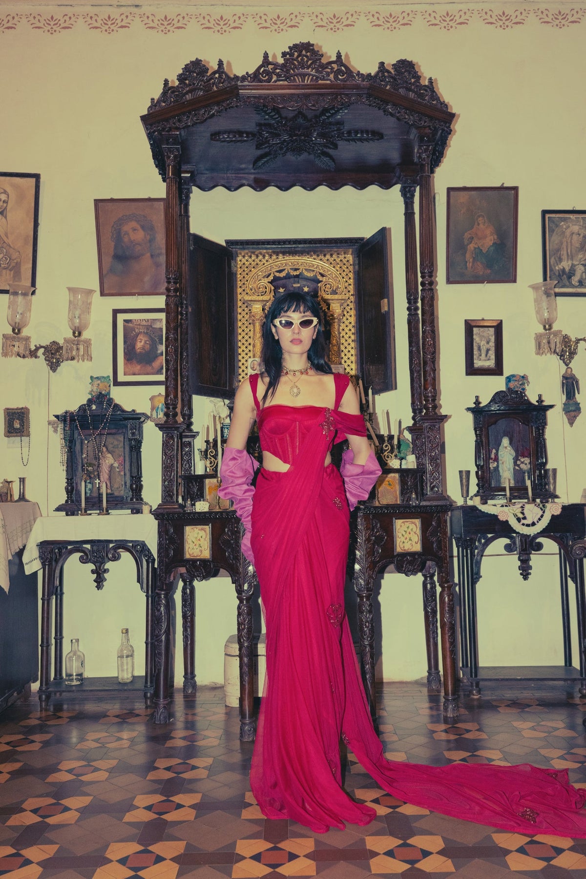 Roman Red, Zardosi Embroidery, Silk & Tulle, Corset Sari Set, Pre-Renaissance Motifs